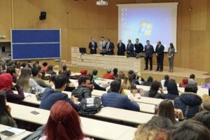 A&ccedil;ık&ouml;ğretimde 'y&uuml;z y&uuml;ze &ouml;ğretim' d&ouml;nemi