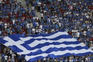 Yunanistan'dan şok futbol kararı
