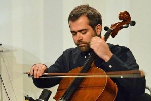 T&uuml;rk asıllı m&uuml;zisyen, caz festivalinde b&uuml;y&uuml;ledi