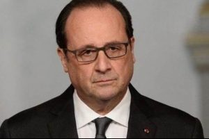Hollande'dan Trump'a buz gibi kutlama