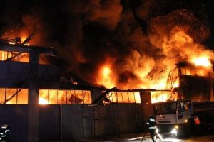 Samsun'da fabrika yangını