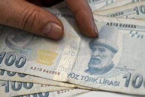 T&uuml;rk-İş: Asgari &uuml;cret bin 600 lira olsun