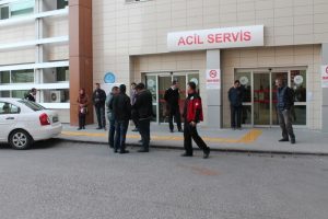 Eski sevgilisi dehşet sa&ccedil;tı: 1 &ouml;l&uuml;, 2 yaralı