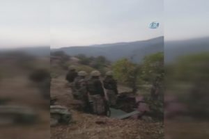 Mehmet&ccedil;ik'ten Atat&uuml;rk'e saygı duruşu
