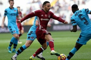 Beşiktaş hazırlık ma&ccedil;ında ağır yaralı
