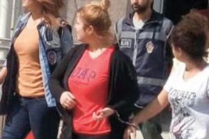 Anne-kızdan işadamına seks kasetli şantaj!