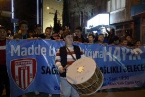 Bursa'da 'Uyuşturucuya Hayır' y&uuml;r&uuml;y&uuml;ş&uuml;