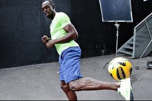 Usain Bolt Dortmund ile antrenmana &ccedil;ıkacak
