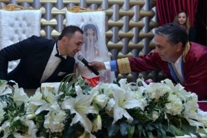 Ali G&uuml;rb&uuml;z d&uuml;nya evine girdi
