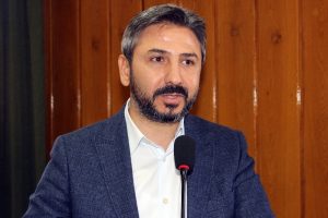 "Ben de K&uuml;rd&uuml;m, PKK K&uuml;rtlerin temsilcisi değil"