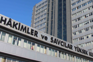 3 bin 696 hakim ve savcı ihra&ccedil; edildi!