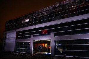 Bursa'da otomobil yedek par&ccedil;a fabrikasında yangın