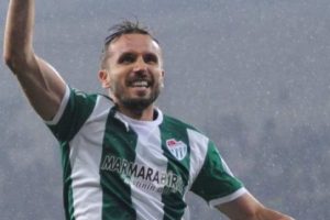Bursaspor'da Sivok takıma d&ouml;nd&uuml;