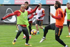 &Ccedil;alışmaya Muslera ve Bruma katılmadı