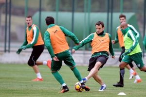 Bursaspor'da Akhisar ma&ccedil;ı hazırlıkları s&uuml;r&uuml;yor