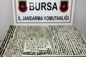 Bursa'da  600 bin TL'lik tarihi eser operasyonu