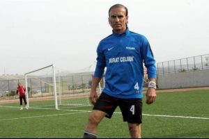 50 yaşında futbola d&ouml;nd&uuml;!