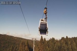 Bursa'da teleferikte mahsur kalan turist b&ouml;yle kurtarıldı
