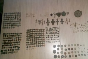 Konya'da bin 600 par&ccedil;a tarihi eser ele ge&ccedil;irildi