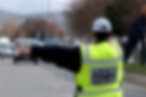 Polise 'pislik' diyen s&uuml;r&uuml;c&uuml;ye adli para cezası