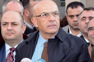 Mahkeme Enis Berberoğlu'nun HTS kayıtlarını istedi