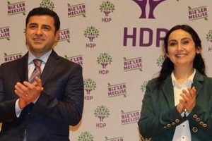 Y&uuml;ksekdağ'ın tutukluluğuna itiraz reddedildi