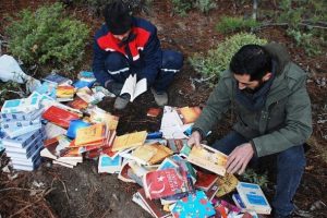 Ormanda FETÖ elebaşı Gülen'e ait kitaplar bulundu