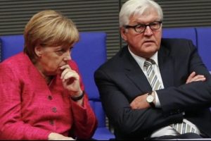 Almanya'da Steinmeier'in cumhurbaşkanı adaylığı a&ccedil;ıklandı