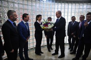 Numan Kurtulmuş, Bursa İznik'te T&Uuml;GVA'nın a&ccedil;ılış dersine katıldı