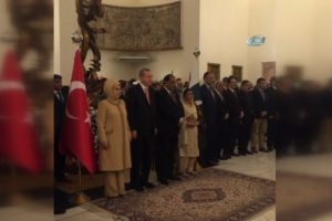 Cumhurbaşkanı Erdoğan'a Pakistan'da s&uuml;rpriz