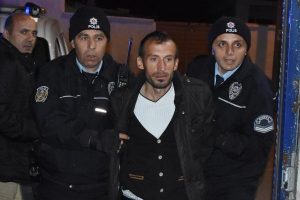 Eski eşini ve kayınvalidesini &ouml;ld&uuml;rd&uuml;, 'kadın hakları diye birşey yok' dedi