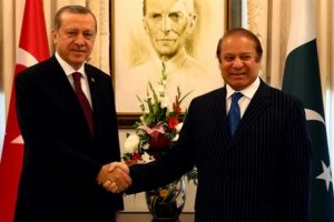 Erdoğan'dan Pakistanlı k&ouml;şe yazarlarına tepki