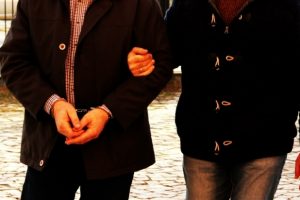 Gaziantep'te avukatlara FET&Ouml; operasyonu