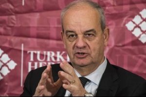 İlker Başbuğ: G&uuml;len dosyalarını mahkemeye g&ouml;nderin