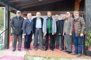 Kadir İnanır memleketinde hasret giderdi