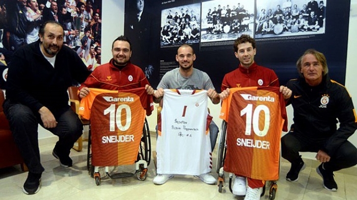 Engelsiz Aslanlar'dan derbi ziyareti!