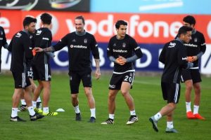 Beşiktaş'ta sakatlık telaşı