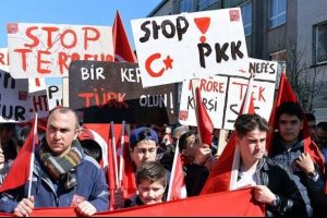 Avrupa'daki T&uuml;rkler ter&ouml;re karşı meydanlarda olacak