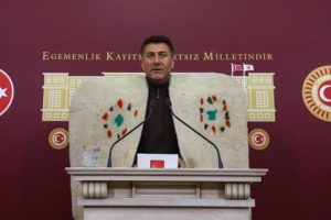 Bursa milletvekilinden "&ccedil;oban kepenekli" basın toplantısı