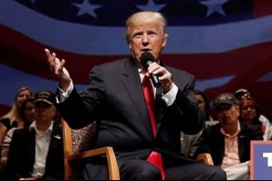 ABD'de akademisyene Trump g&ouml;zaltısı!