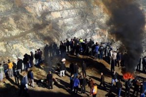 G&ouml;&ccedil;&uuml;k altındaki iş&ccedil;i kardeşini aradı