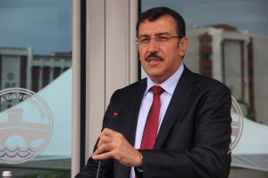 Bakan T&uuml;fenkci a&ccedil;ıkladı: Ka&ccedil;ak&ccedil;ılara dev darbe