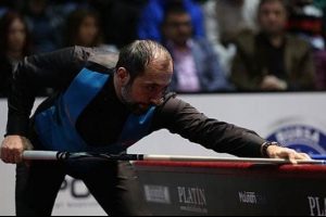 Semih Saygıner, Ferdi D&uuml;nya 3 Bant Bilardo Şampiyonası'nda yarı finale kaldı