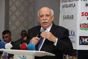 Bakan Avcı 'S&ouml;ğ&uuml;d&uuml;n Erenleri' t&uuml;rk&uuml;s&uuml;ne eşlik etti