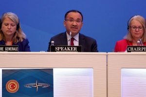 Bozdağ: HDP'li vekillere ayrı bir muamele yapılması s&ouml;z konusu değil
