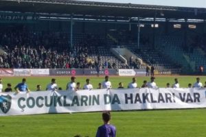 Kocaelispor sahaya b&ouml;yle &ccedil;ıktı