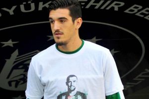 Bursasporlu futbolcular takım arkadaşları Serdar'ı unutmadı