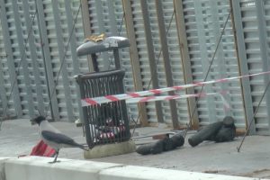 İstanbul Kadık&ouml;y iskelesinde top mermileri bulundu