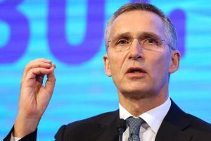 Stoltenberg'den milletvekillerine 15 Temmuz &ouml;vg&uuml;s&uuml;