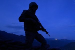 Şırnak'ta 8 PKK'lı ter&ouml;rist &ouml;ld&uuml;r&uuml;ld&uuml;